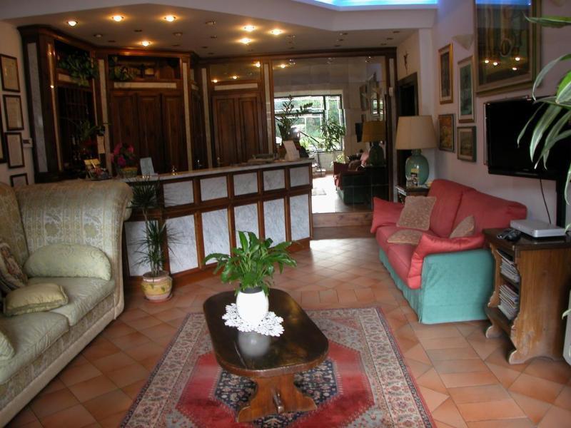 Hotel Ristorante Da Carlos Santa Maria Giudice Dış mekan fotoğraf