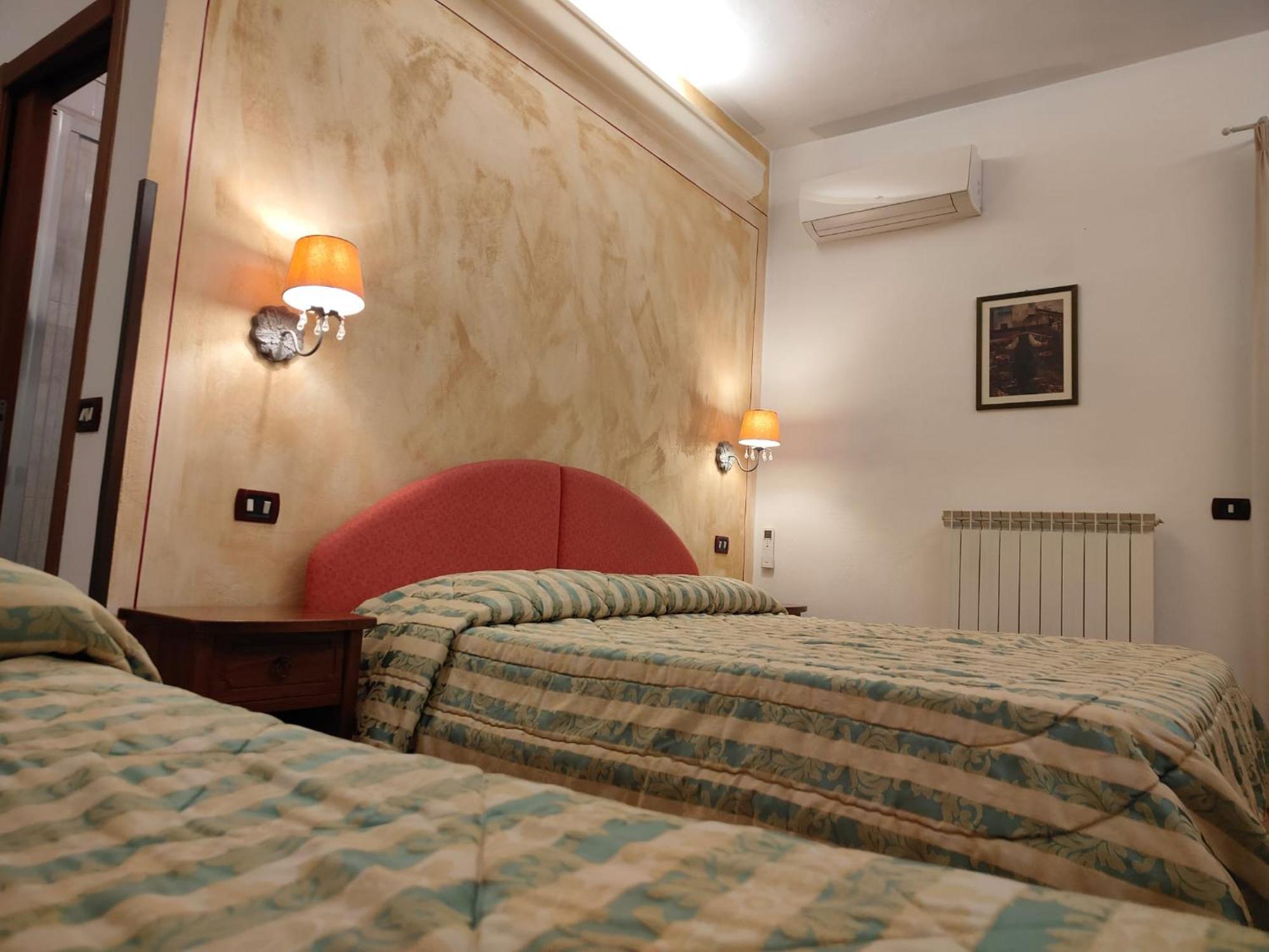 Hotel Ristorante Da Carlos Santa Maria Giudice Dış mekan fotoğraf