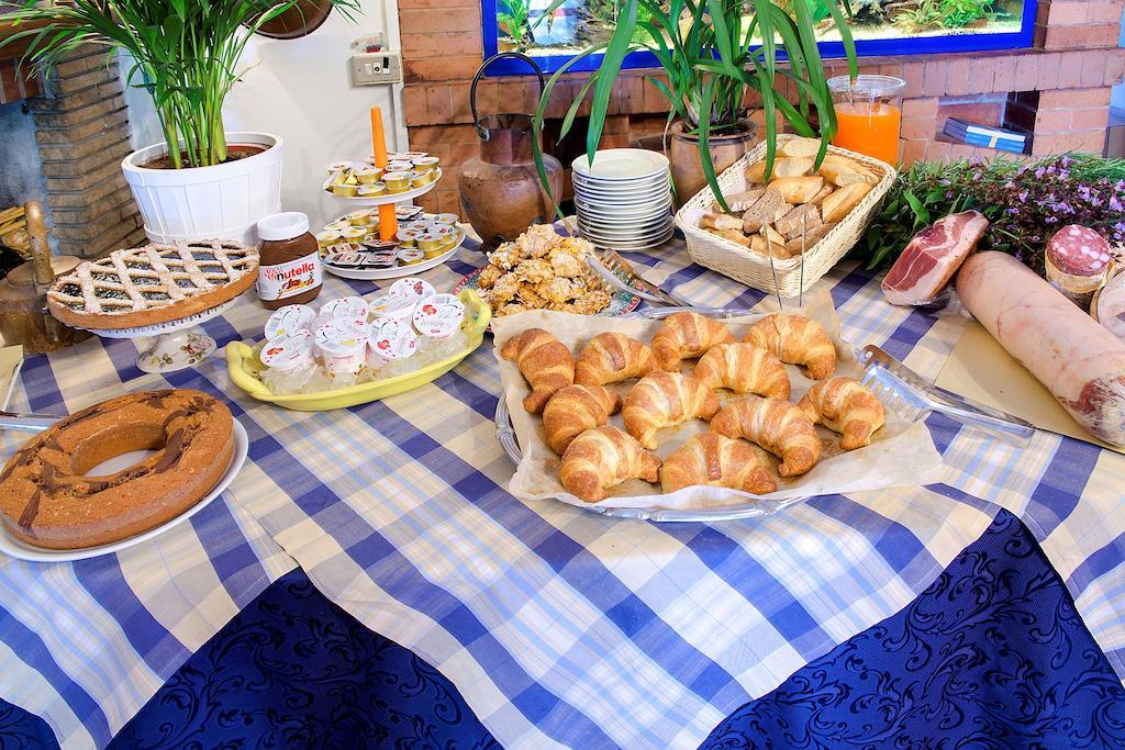 Hotel Ristorante Da Carlos Santa Maria Giudice Dış mekan fotoğraf