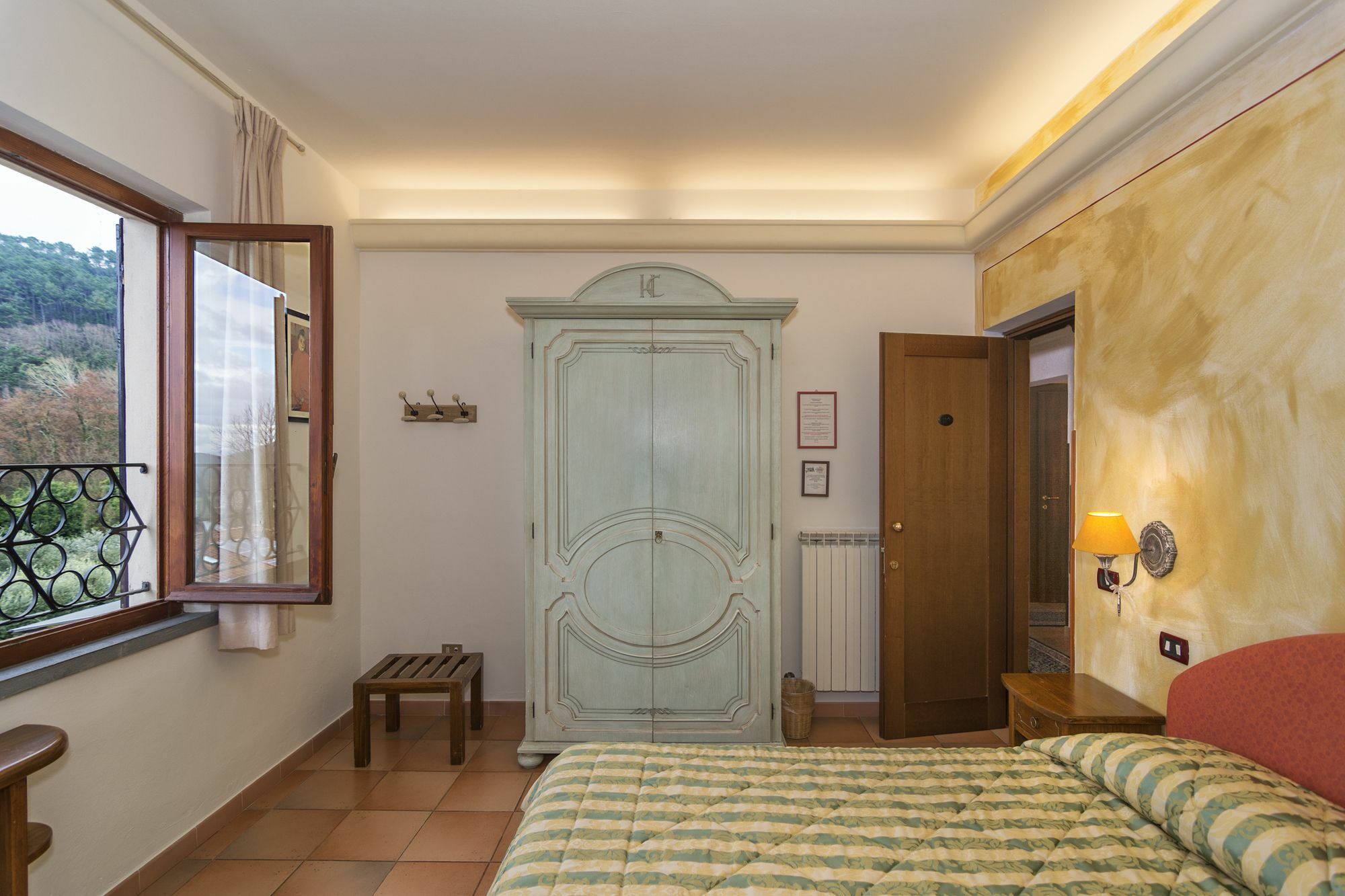 Hotel Ristorante Da Carlos Santa Maria Giudice Dış mekan fotoğraf