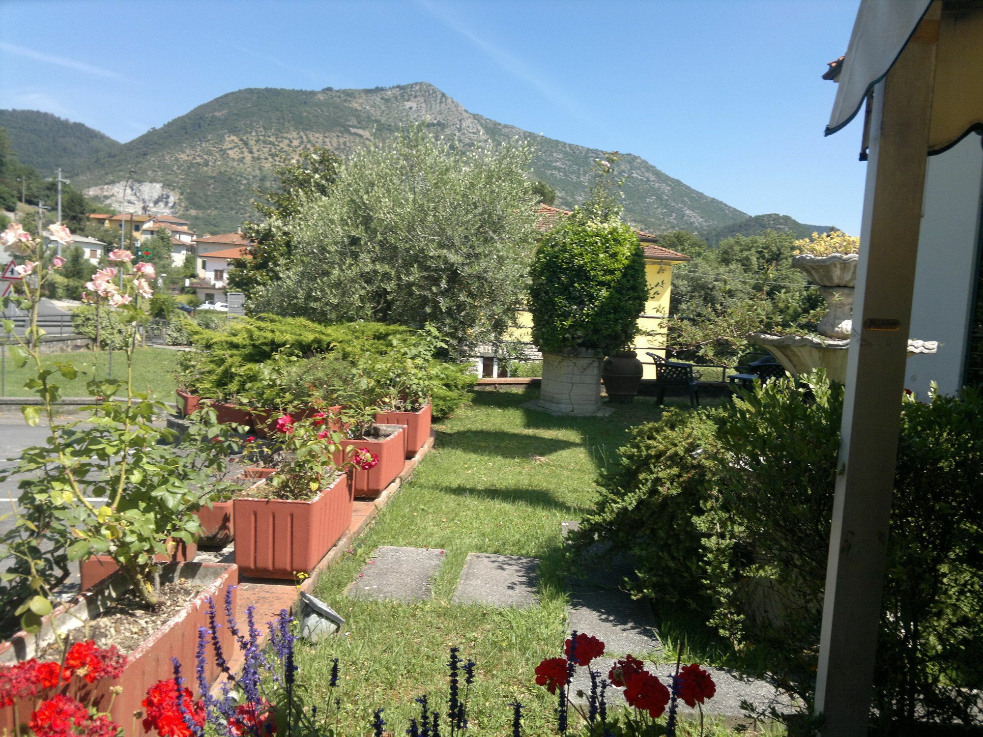 Hotel Ristorante Da Carlos Santa Maria Giudice Dış mekan fotoğraf